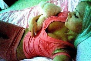 Rufina from Florida is looking for adult webcam chat