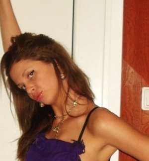 Ruby from New Jersey is interested in nsa sex with a nice, young man