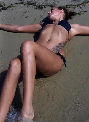 Lyndsey from Connecticut is looking for adult webcam chat