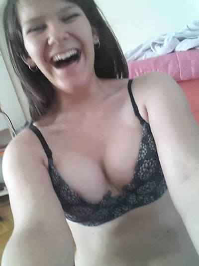Looking for girls down to fuck? Birdie from  is your girl