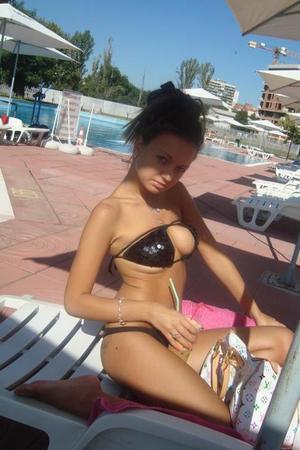 Meet local singles like Brooklyn from Utah who want to fuck tonight