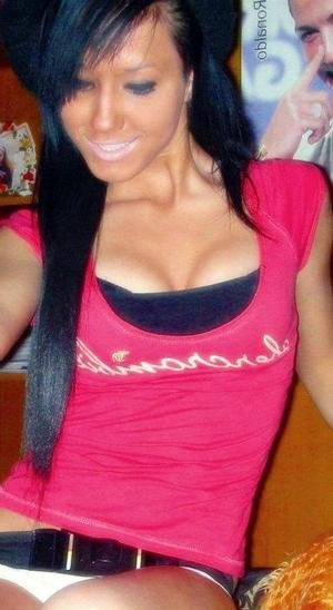 Looking for girls down to fuck? Abigail from Washington is your girl