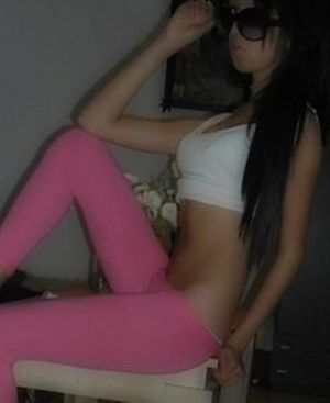 Cari from Mississippi is looking for adult webcam chat
