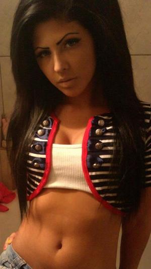 Mayra is a cheater looking for a guy like you!
