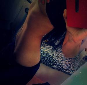 Meet local singles like Alessandra from Ohio who want to fuck tonight